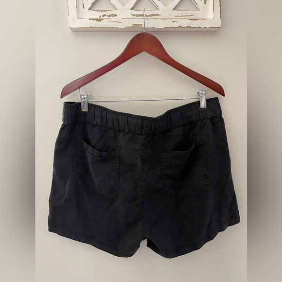 New Tentree Instow Shorts In Black Size XL - Picture 7 of 9